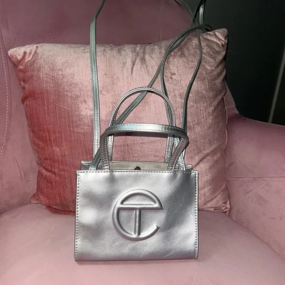 Telfar Bag - Picture 2 of 7